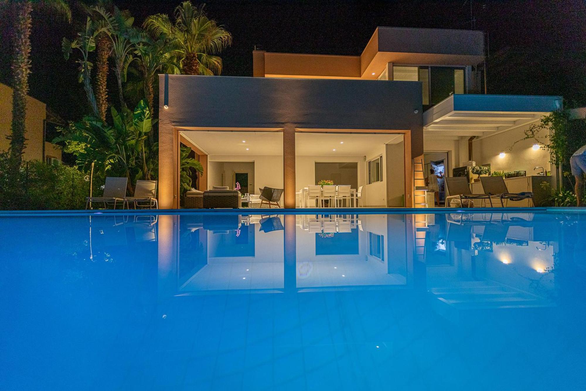 Villa Ametista Portorosa ฟูร์นารี ภายนอก รูปภาพ