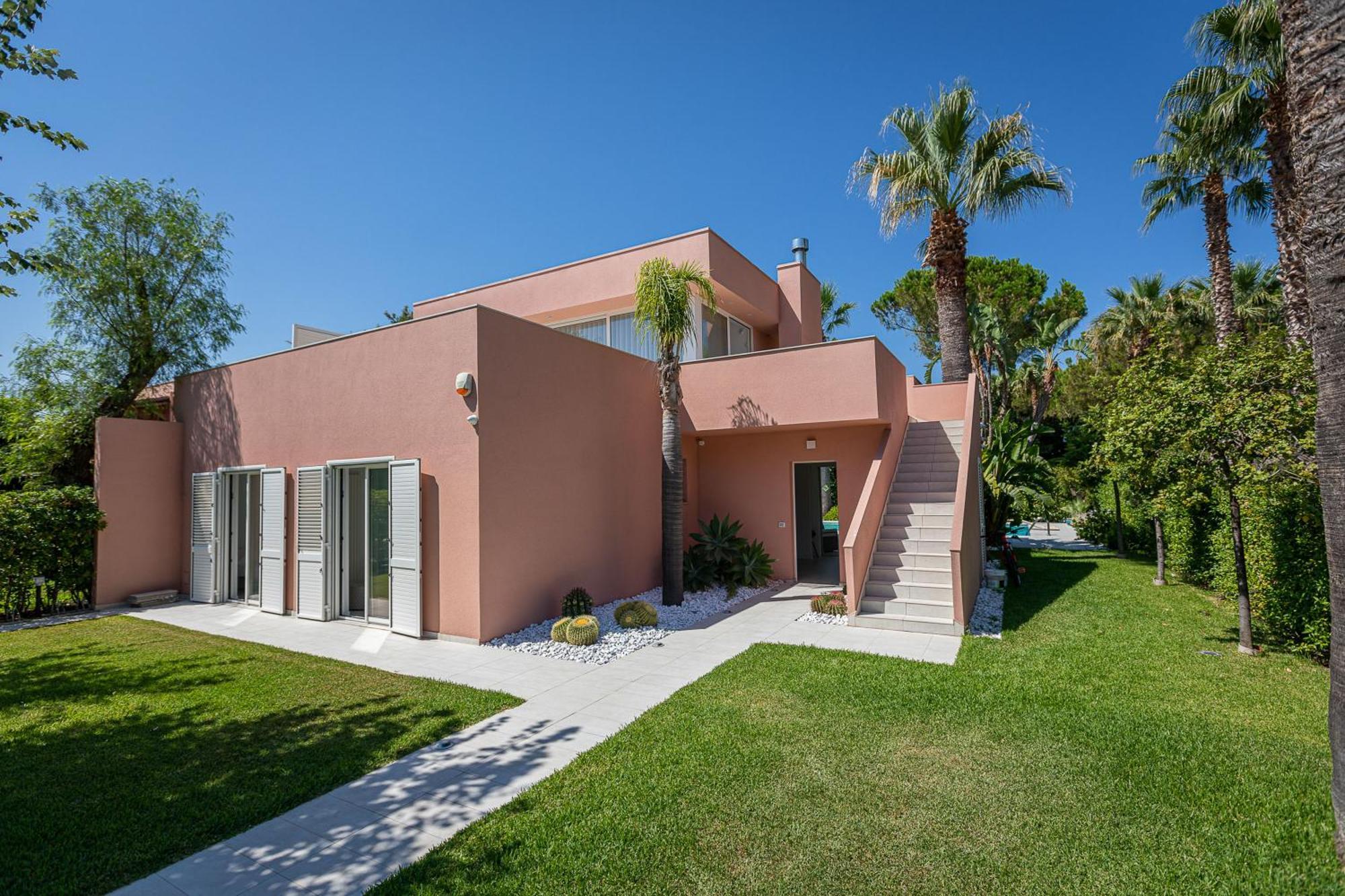 Villa Ametista Portorosa ฟูร์นารี ภายนอก รูปภาพ