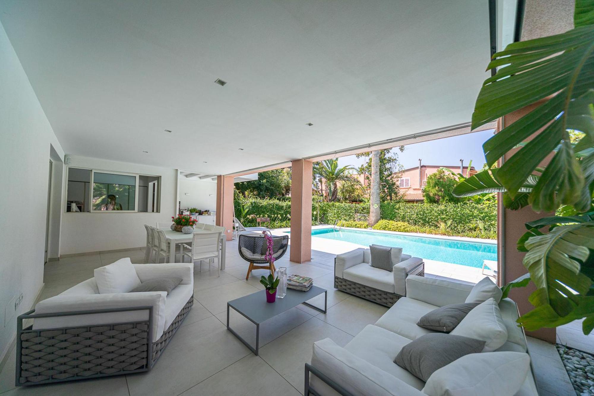Villa Ametista Portorosa ฟูร์นารี ภายนอก รูปภาพ