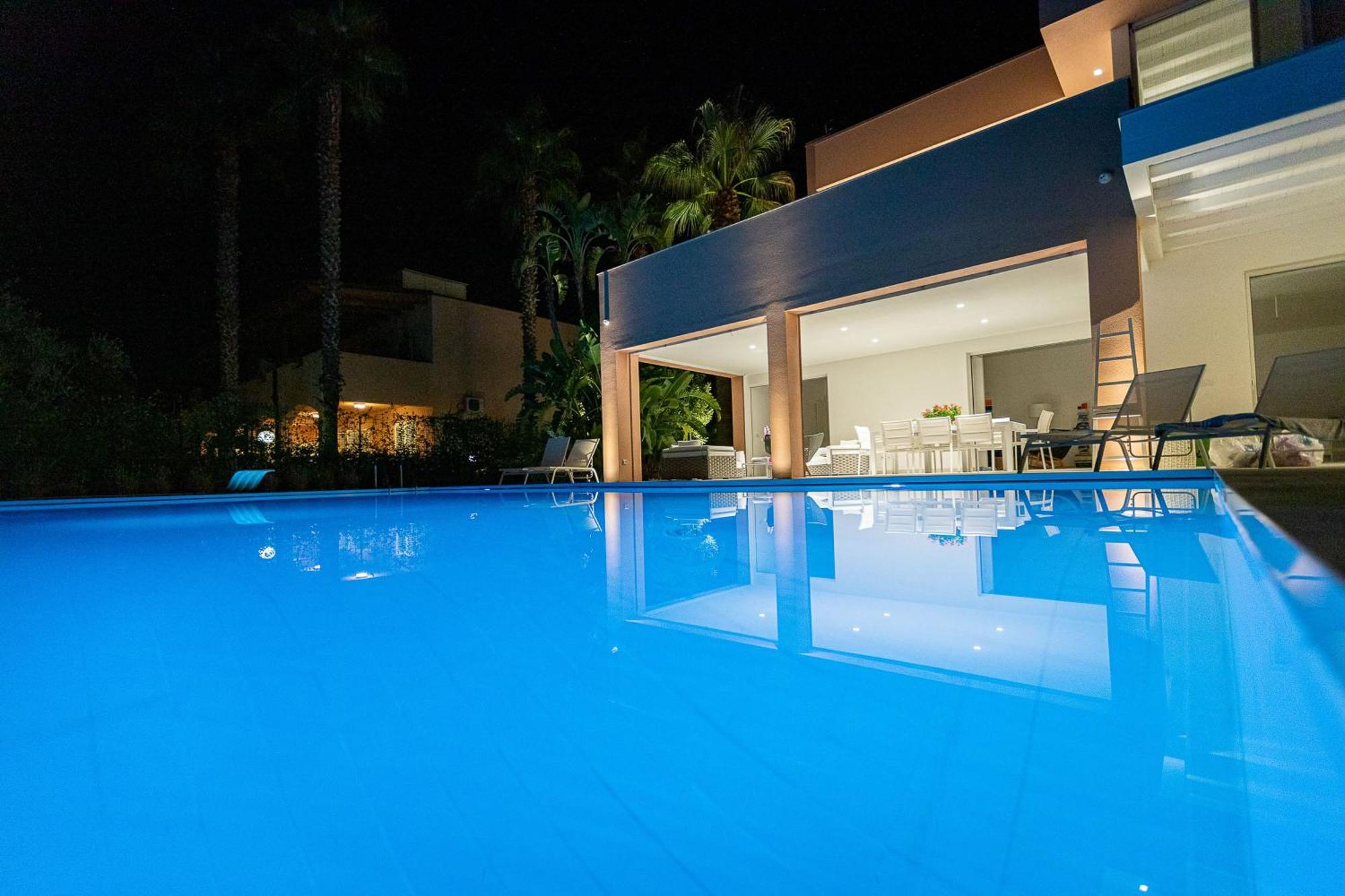 Villa Ametista Portorosa ฟูร์นารี ภายนอก รูปภาพ